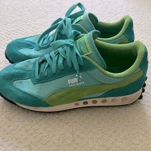 PUMA SNEAKERS! Gently worn bright teal and lime green Puma Easy rider sneakers!